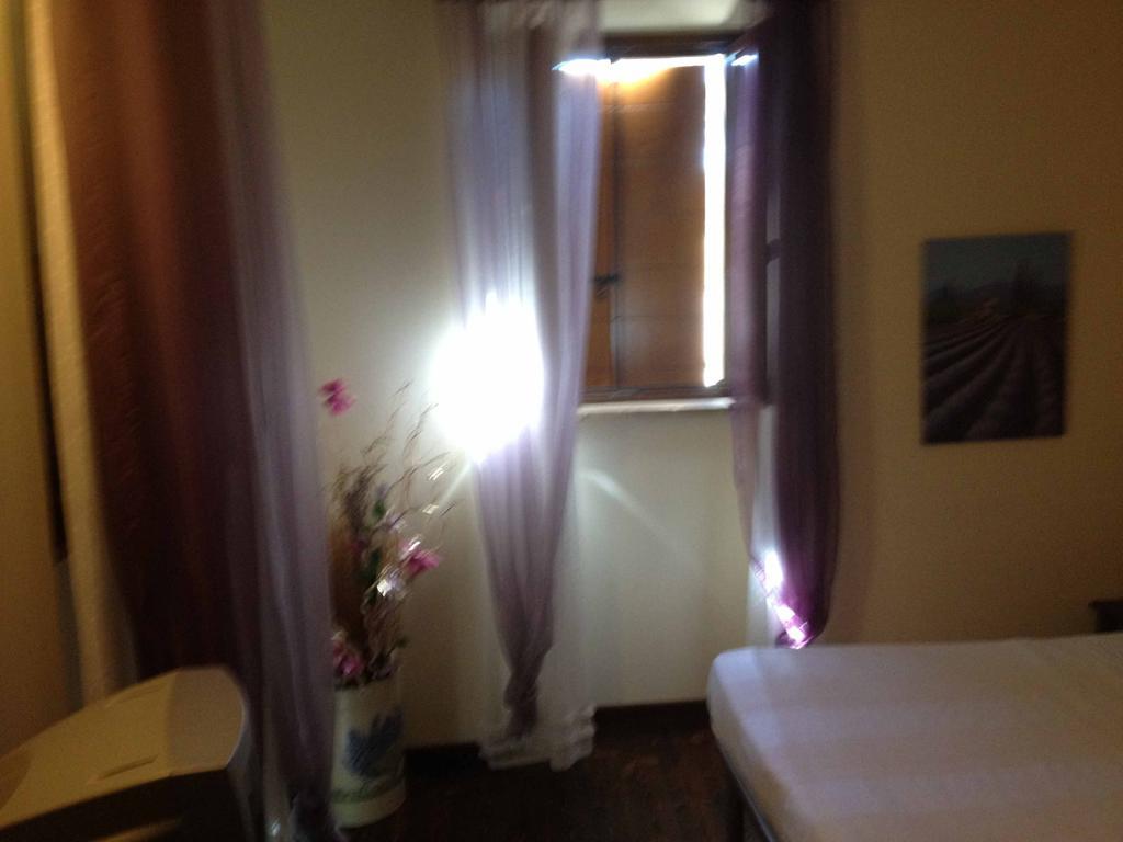 Country House Binnella Cingoli Room photo